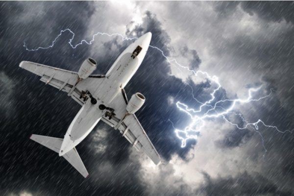 what-happens-if-your-flight-is-cancelled-due-to-bad-weather