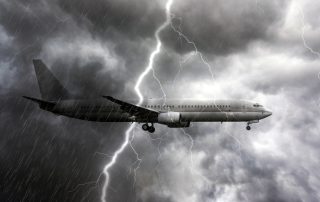 do thunderstorms delay flights?