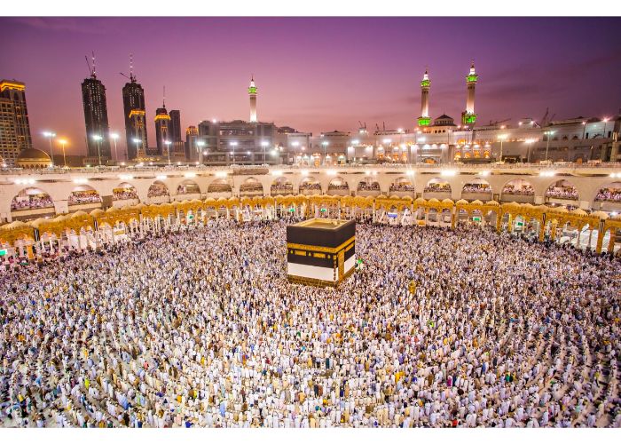 Can Airplanes Fly Over Mecca?